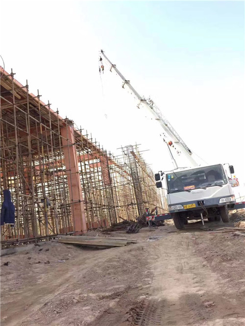 囊谦县吊车作业的安全注意事项有哪些？